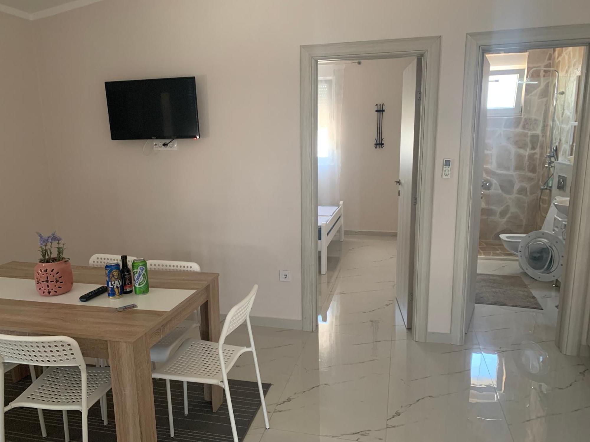 Tunaj New Pool And Bbq