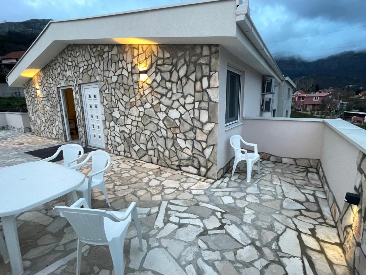 Вілла Tunaj New Pool And Bbq Бар