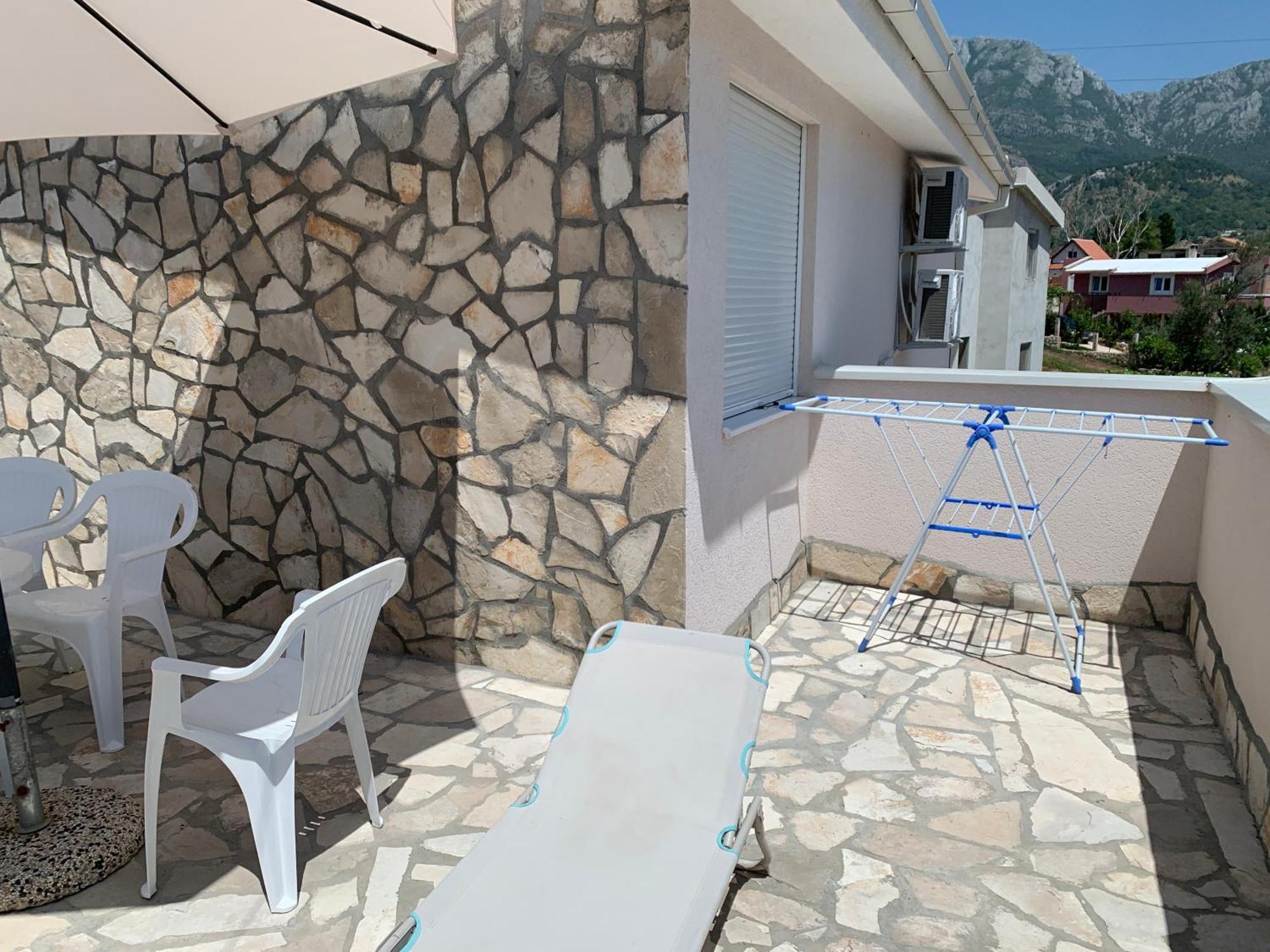 Tunaj New Pool And Bbq Вілла Бар