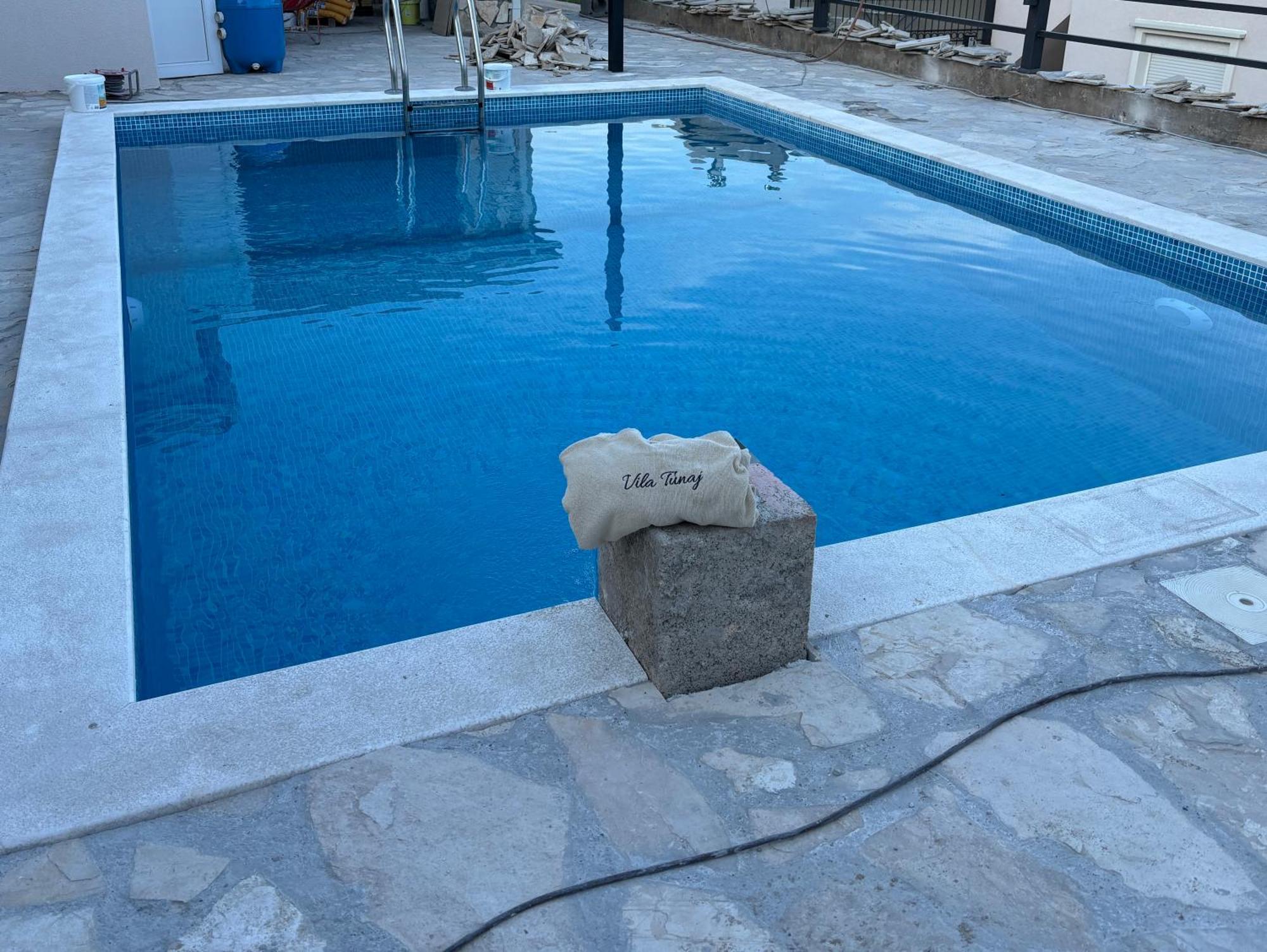 Tunaj New Pool And Bbq *